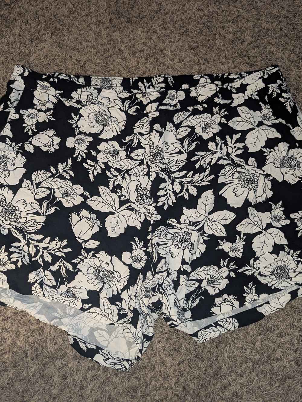 Old Navy Black and White Floral High-Rise Shorts